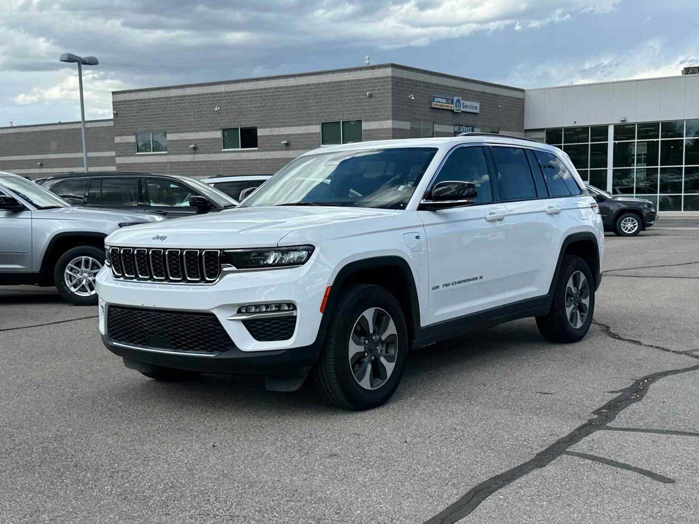2024 Jeep Grand Cherokee 4xe — SUV — 31,809 mi — West Bountiful, UT