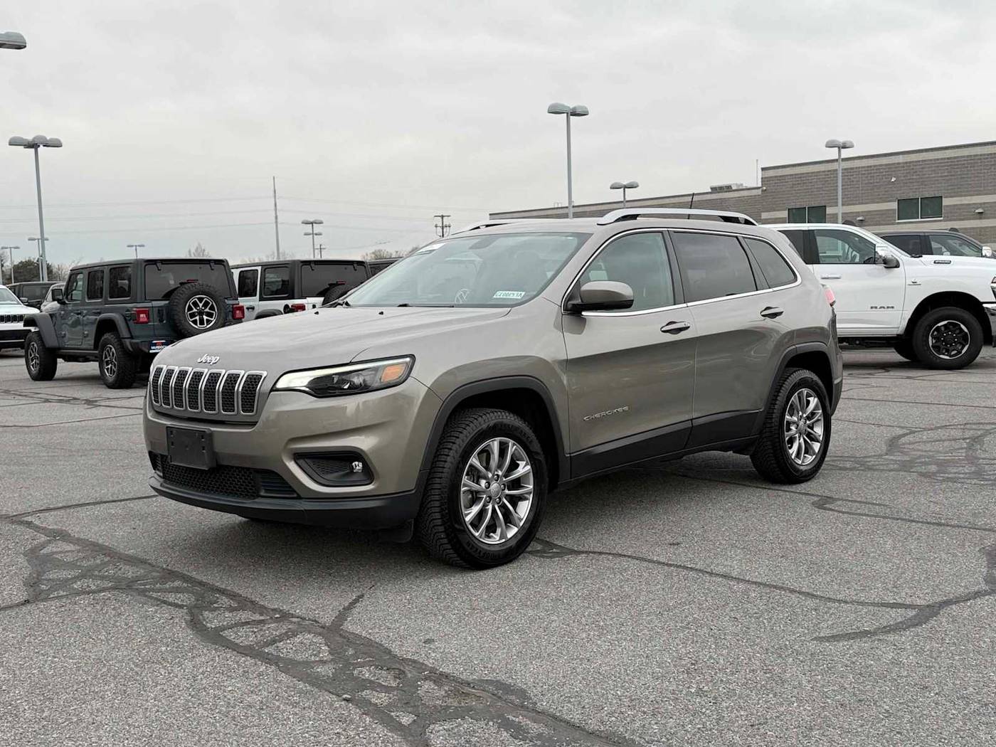 2019 Jeep Cherokee Latitude Plus — SUV — 68,099 mi — West Bountiful, UT