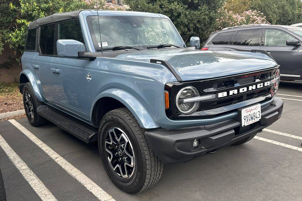 2025 Ford Bronco Outer Banks