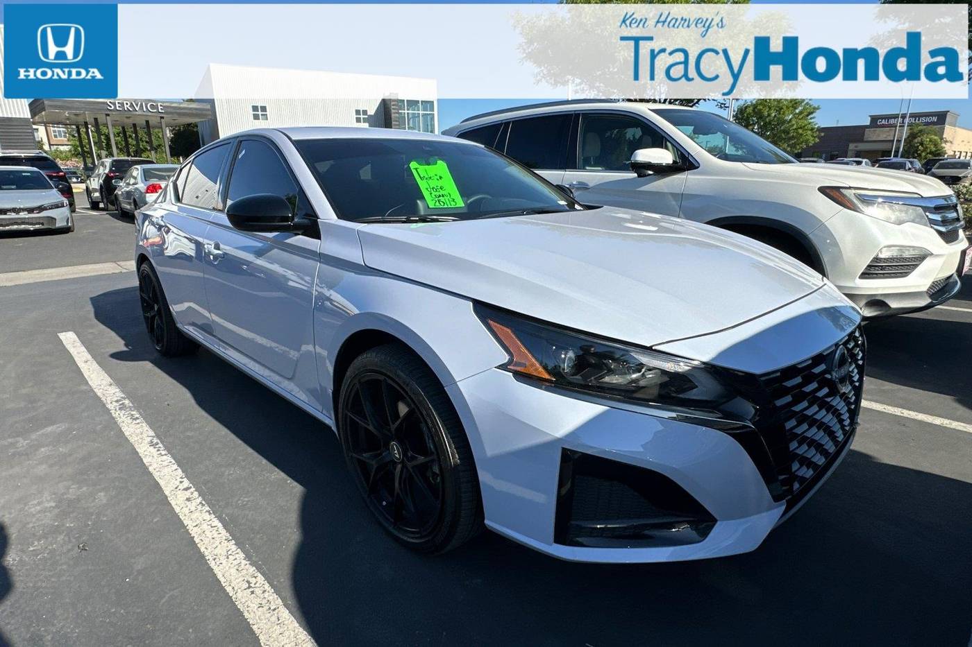 2025 Nissan Altima SR — Sedan — 9,110 mi — Tracy, CA