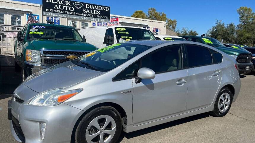 2014 Toyota Prius Three — Sedan — 121,903 mi — Rancho Cordova, CA