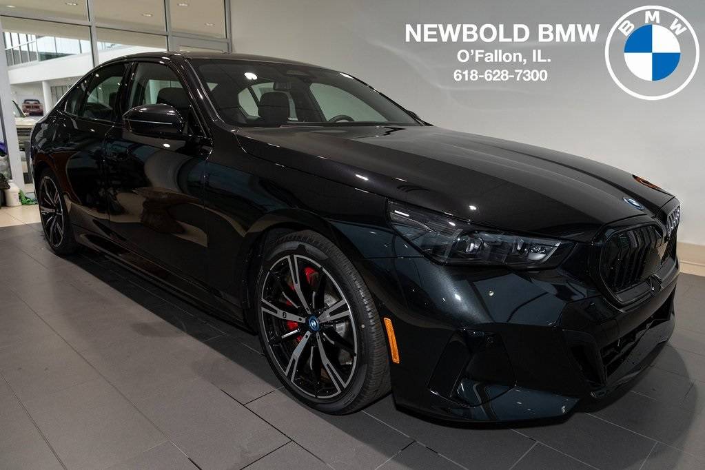 2025 BMW 5 Series 550e — Sedan — 1,946 mi — O'Fallon, IL