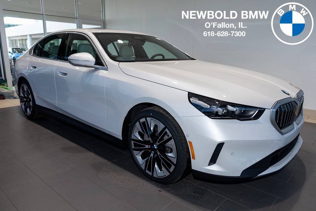 2025 BMW 5 Series 530i — Sedan — 172 mi — O'Fallon, IL