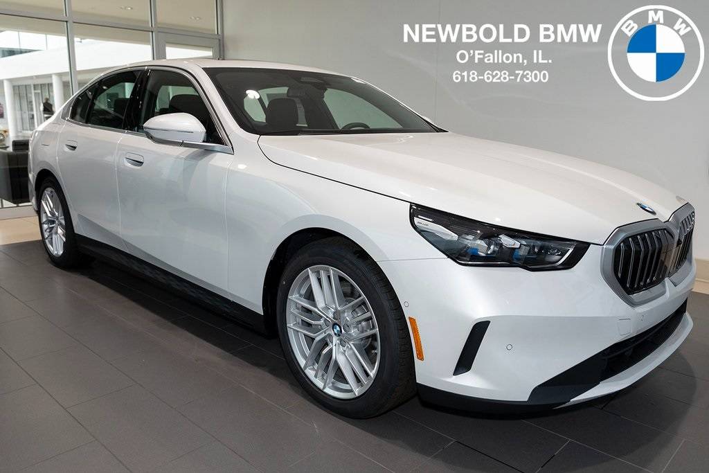 2025 BMW 5 Series 530i — Sedan — 3,490 mi — O'Fallon, IL