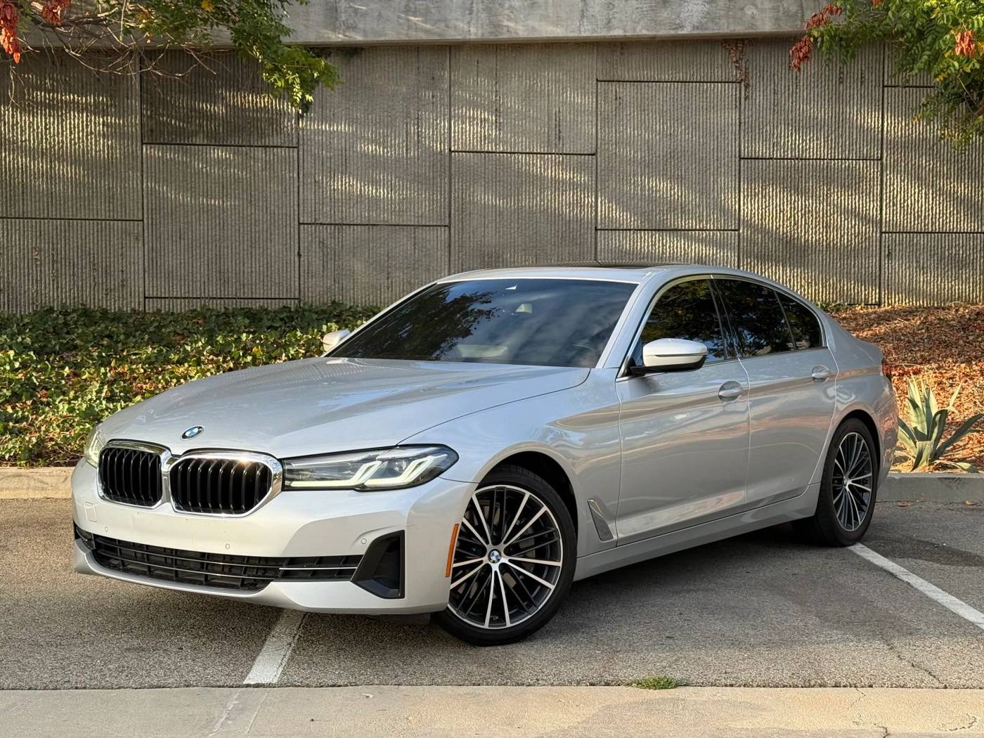 2021 BMW 5 Series 530i — Sedan — 86,964 mi — Los Angeles, CA
