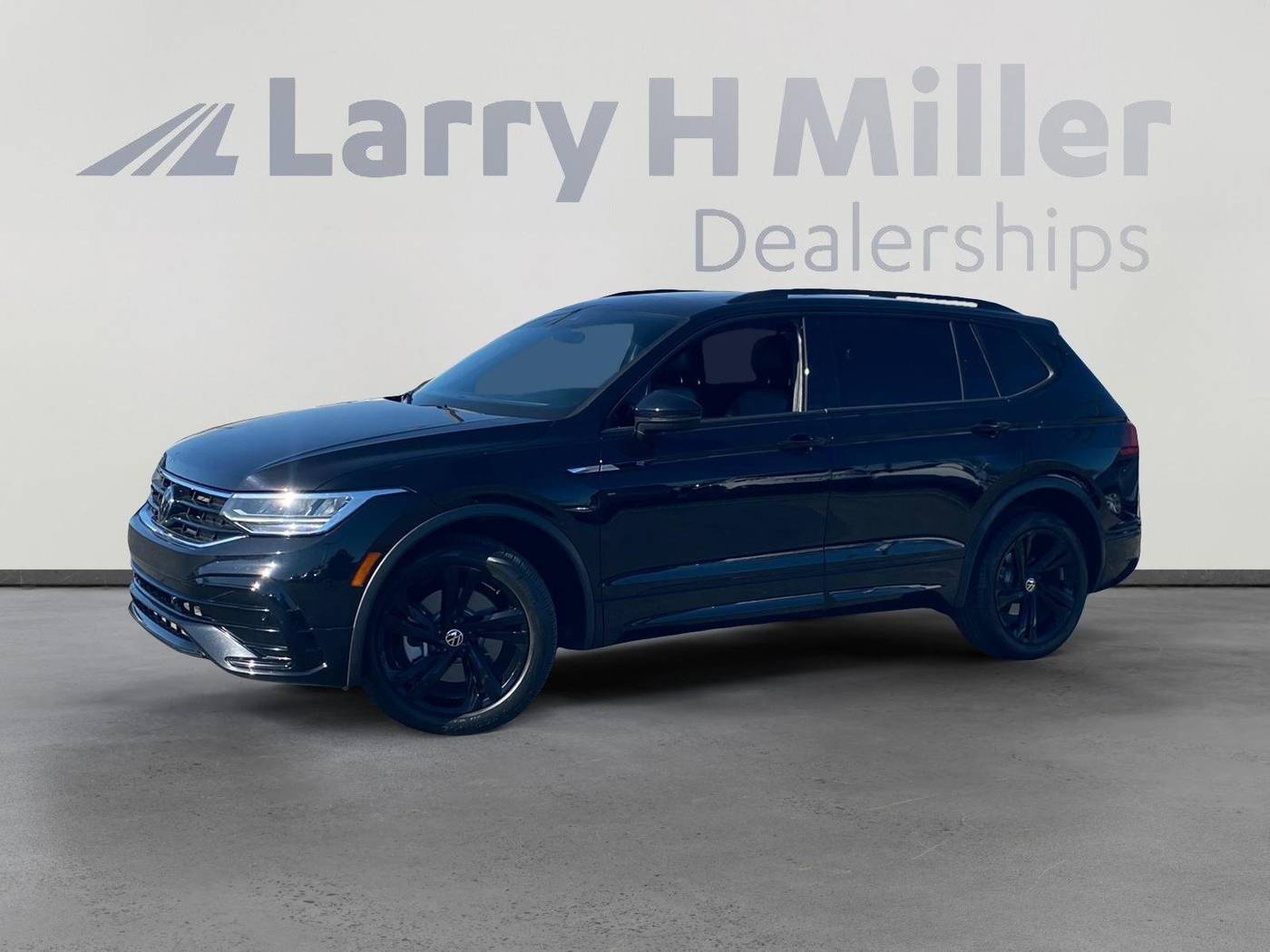 2023 Volkswagen Tiguan SE R-Line Black — SUV — 35,149 mi — Avondale, AZ