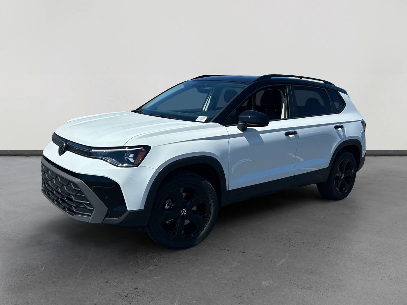 2026 Volkswagen Taos SE Black 4Motion