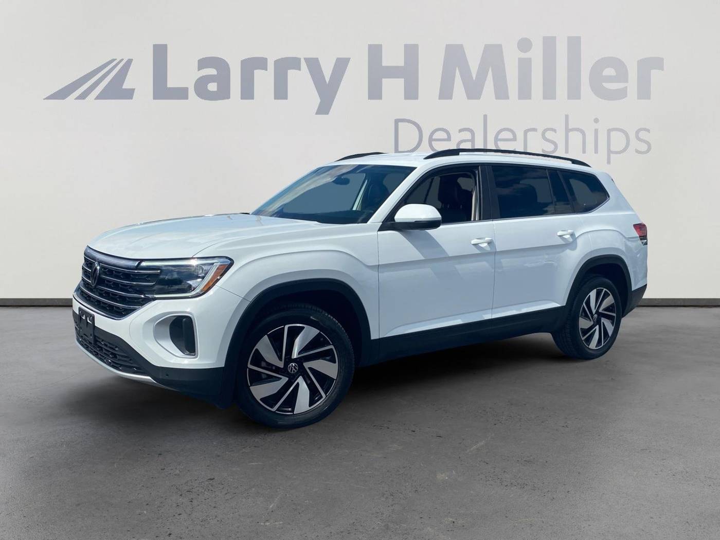 2024 Volkswagen Atlas SE with Technology — SUV — 28,659 mi — Avondale, AZ