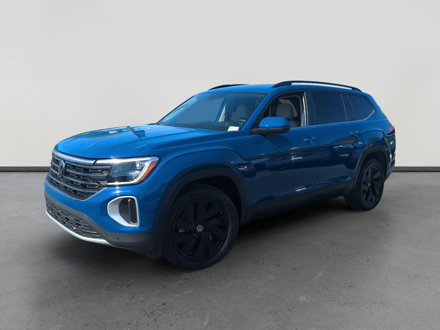 2025 Volkswagen Atlas SE with Technology — SUV — 7,582 mi — Avondale, AZ