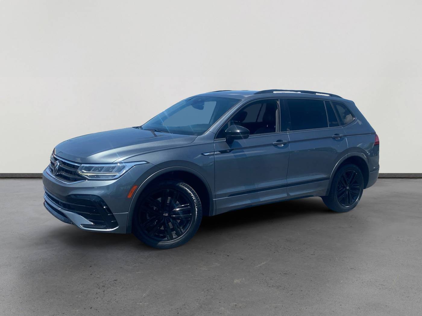 2022 Volkswagen Tiguan SE R-Line Black — SUV — 64,644 mi — Avondale, AZ
