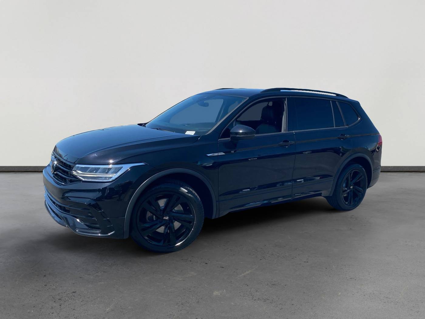 2023 Volkswagen Tiguan SE R-Line Black — SUV — 21,822 mi — Avondale, AZ