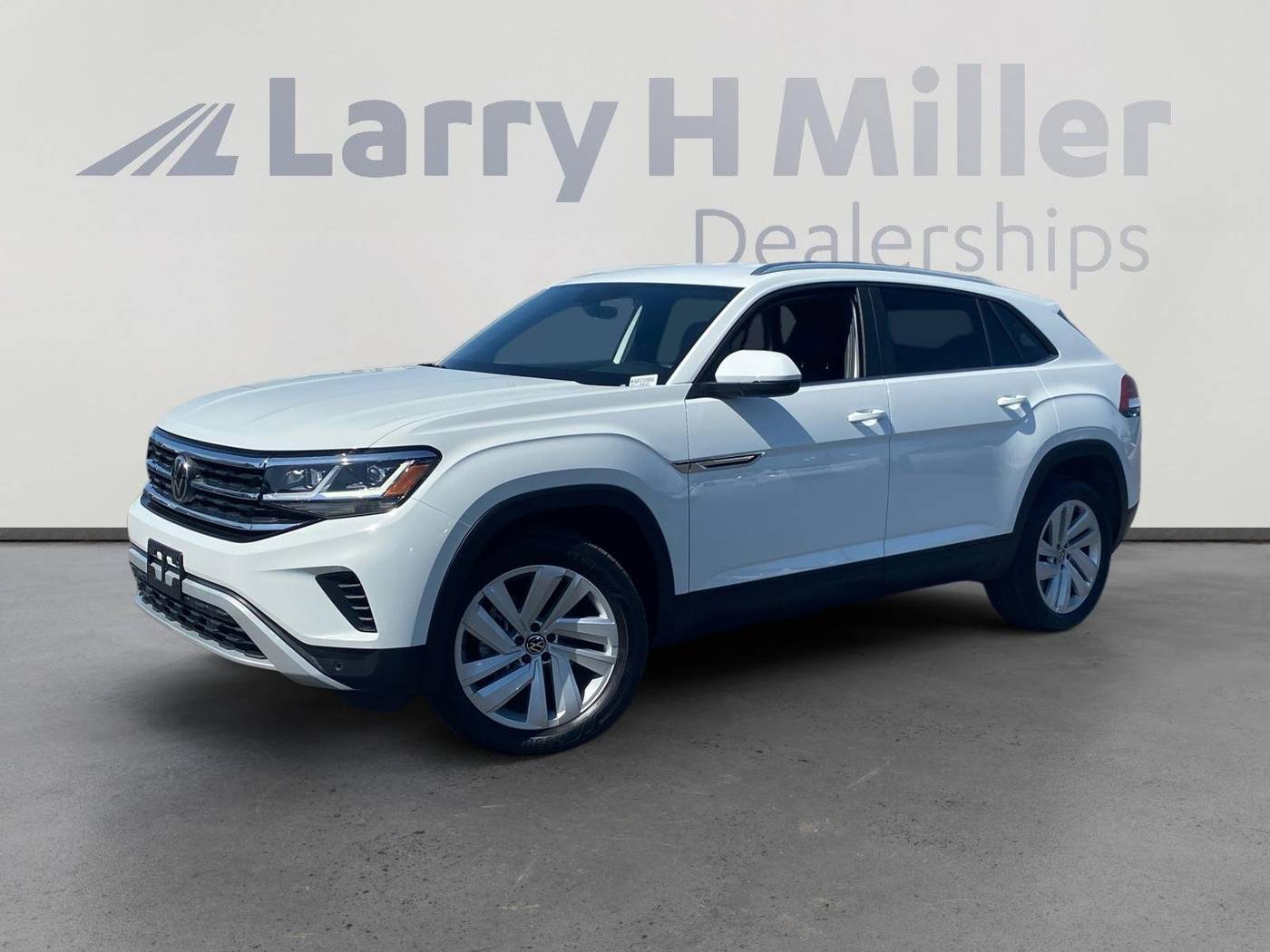 2023 Volkswagen Atlas Cross Sport SE with Technology — SUV — 4,787 mi — Avondale, AZ