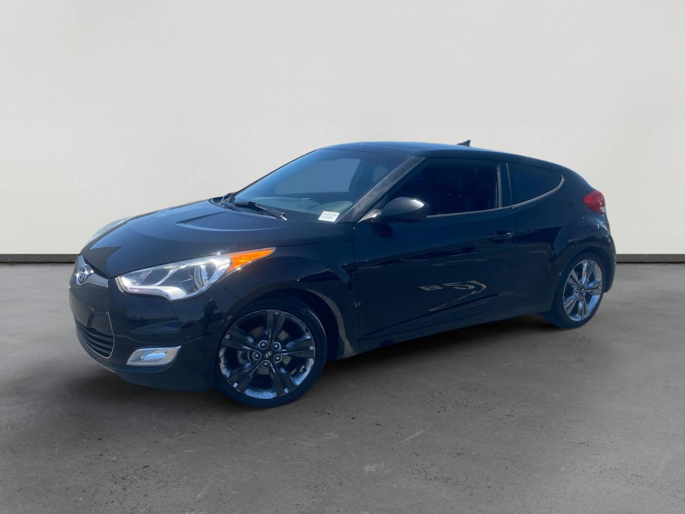 2016 Hyundai Veloster Base — Hatchback — 92,424 mi — Avondale, AZ