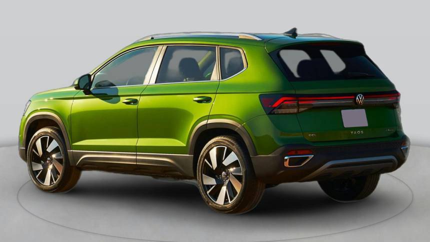 2025 Volkswagen Taos SE 4Motion