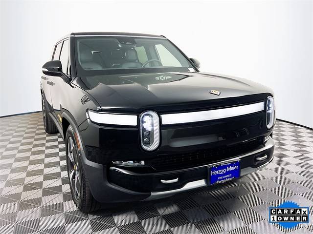 2023 Rivian R1S