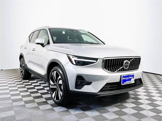 2024 Volvo XC40 Plus — SUV — 5,226 mi — Beaverton, OR