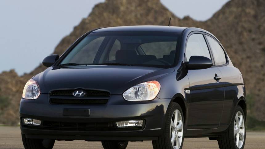 2009 Hyundai Accent GS — Hatchback — 70,598 mi — Beaverton, OR