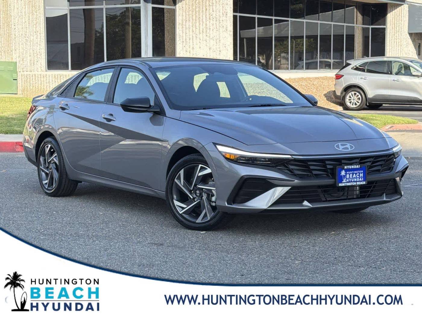 2025 Hyundai Elantra Hybrid SEL Sport — Sedan — 197 mi — Huntington Beach, CA