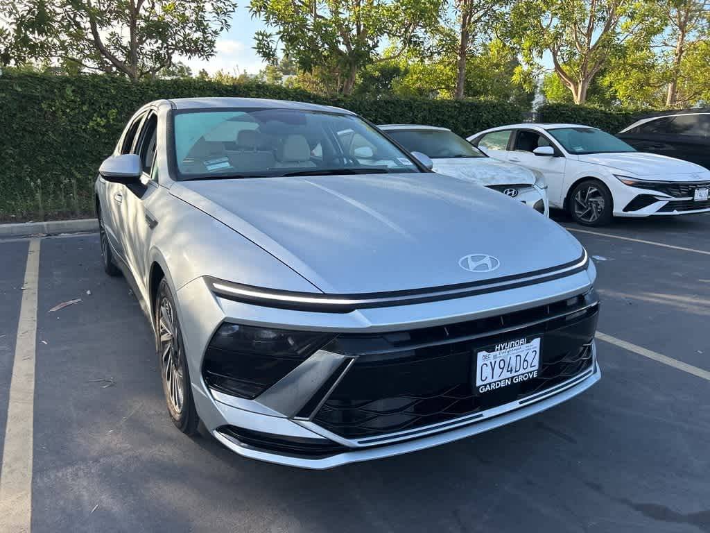2025 Hyundai Sonata Hybrid SEL — Sedan — 1,374 mi — Garden Grove, CA