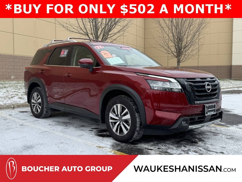 2023 Nissan Pathfinder SL — SUV — 14,690 mi — Waukesha, WI