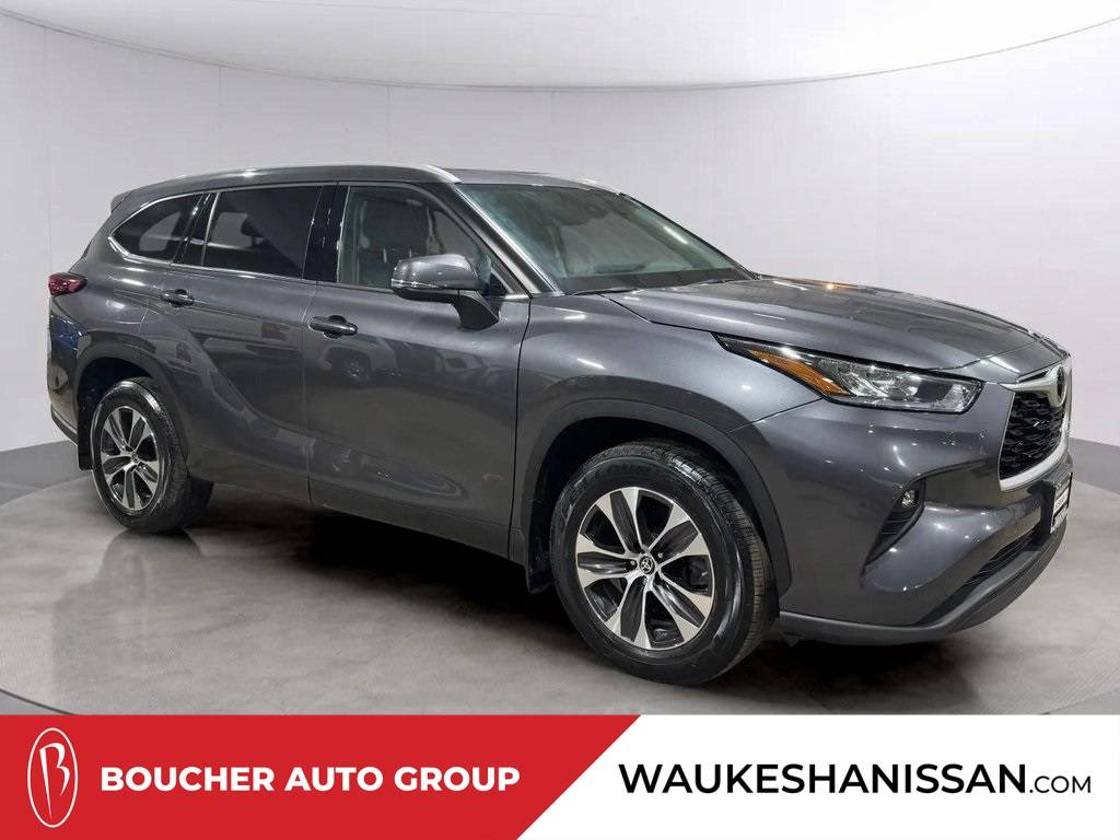 2022 Toyota Highlander XLE — SUV — 37,177 mi — Waukesha, WI