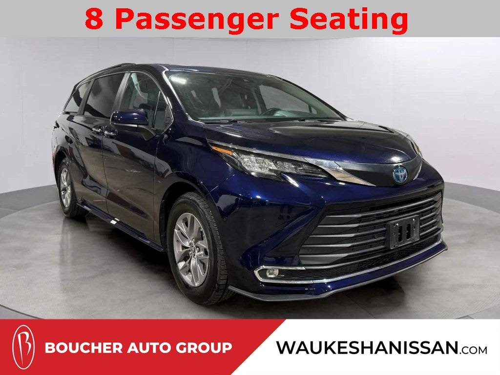 2023 Toyota Sienna XLE — Minivan — 63,092 mi — Waukesha, WI