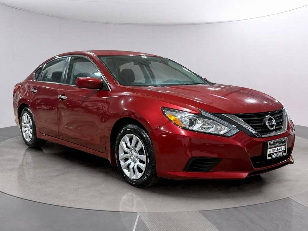 2017 Nissan Altima 2.5 S — Sedan — 46,684 mi — Waukesha, WI