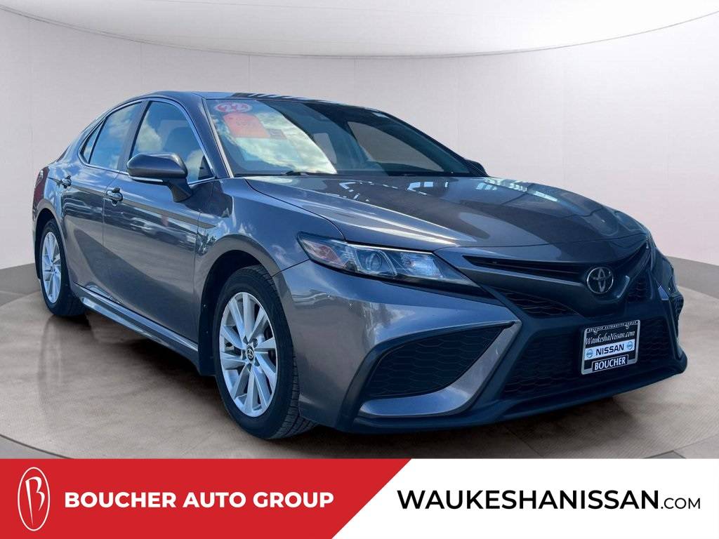 2022 Toyota Camry SE — Sedan — 54,319 mi — Waukesha, WI
