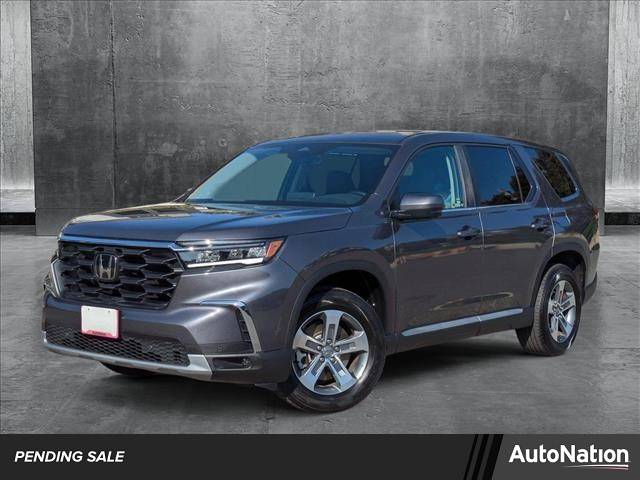 2023 Honda Pilot EX-L 7 Passenger — SUV — 17,126 mi — Costa Mesa, CA
