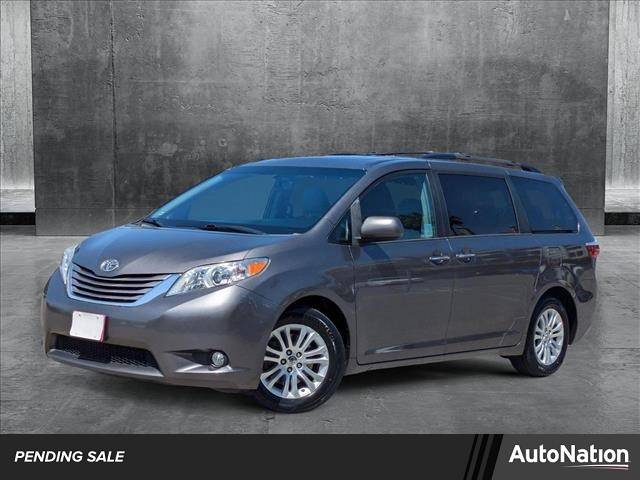 2016 Toyota Sienna XLE — Minivan — 85,479 mi — Costa Mesa, CA