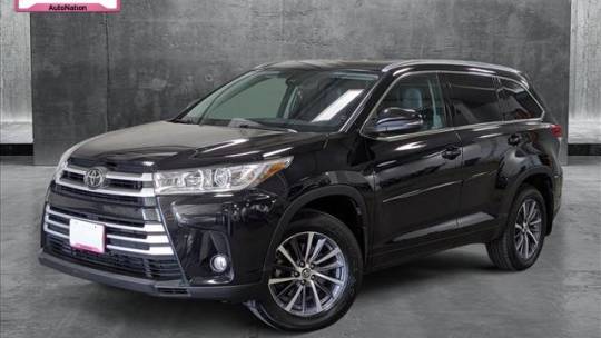 2017 Toyota Highlander XLE — SUV — 102,105 mi — Costa Mesa, CA