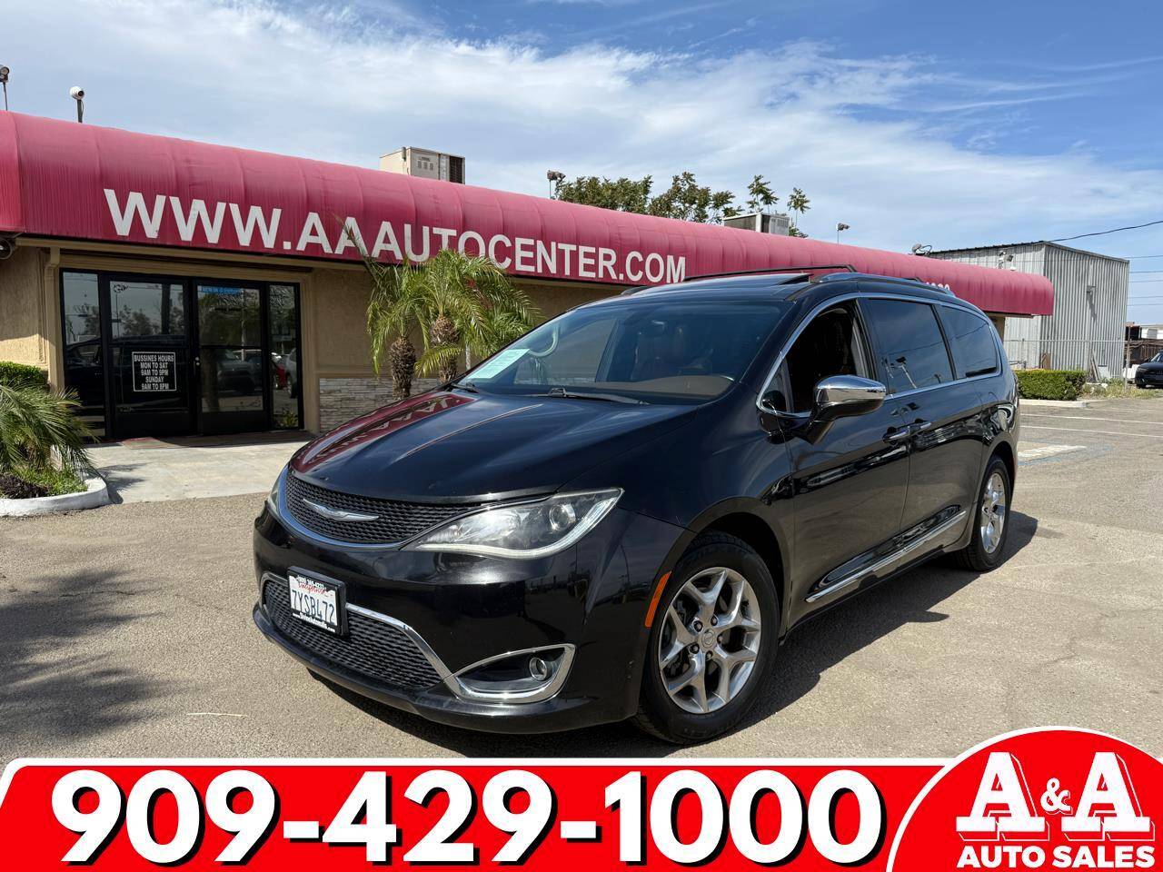 2017 Chrysler Pacifica Limited — Minivan — 117,650 mi — Fontana, CA