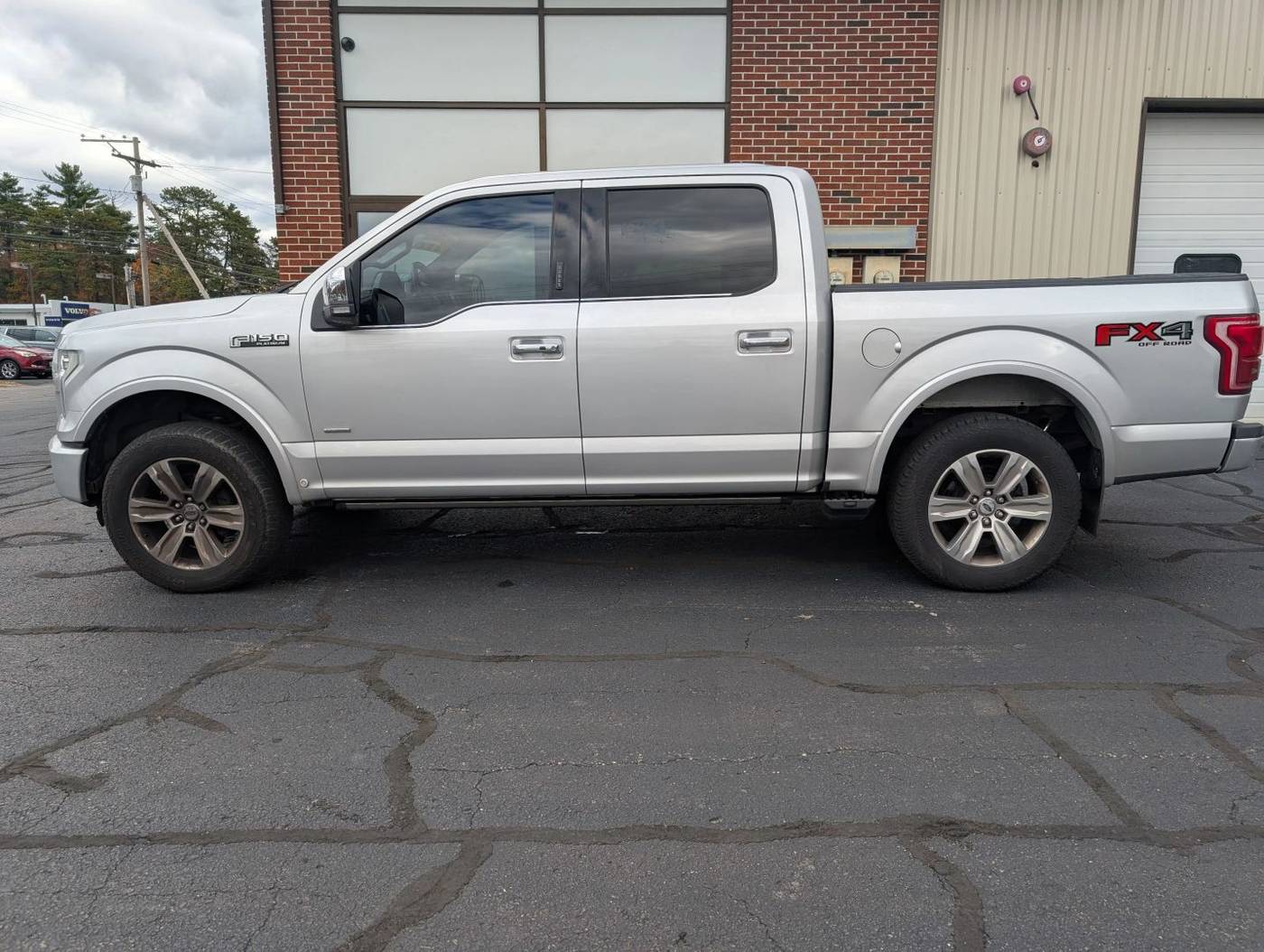 2016 Ford F-150 Platinum — Pickup Truck — 137,590 mi — Concord, NH