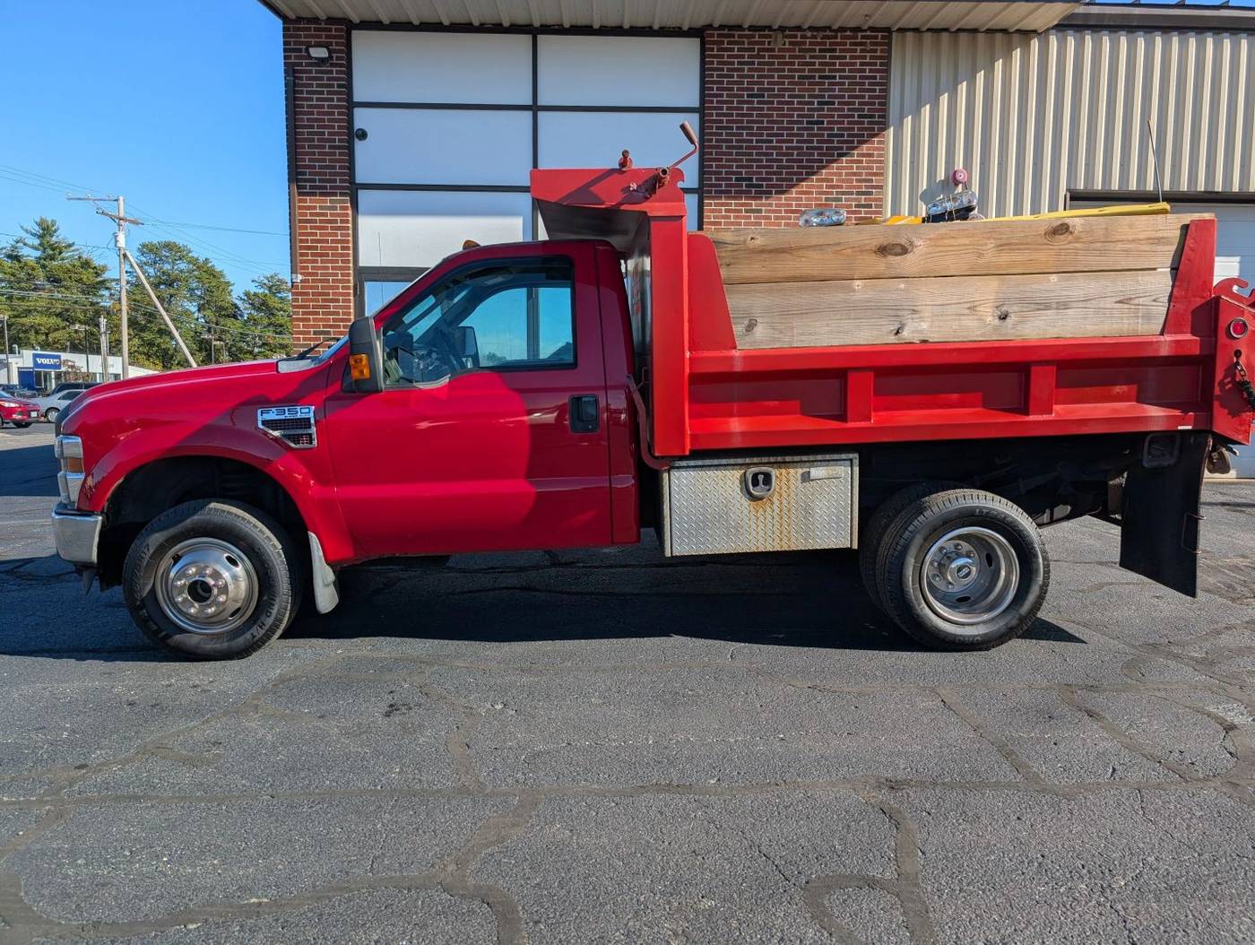 2009 Ford Super Duty F-350 Chassis Cab XL — Chassis Cab Truck — 76,401 mi — Concord, NH