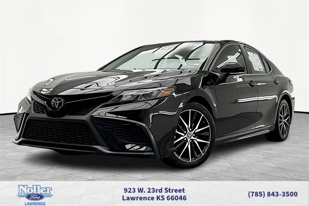 2023 Toyota Camry SE — Sedan — 58,997 mi — Lawrence, KS