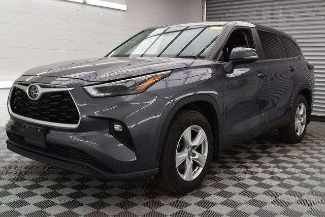 2023 Toyota Highlander L — SUV — 26,095 mi — Lawrence, KS