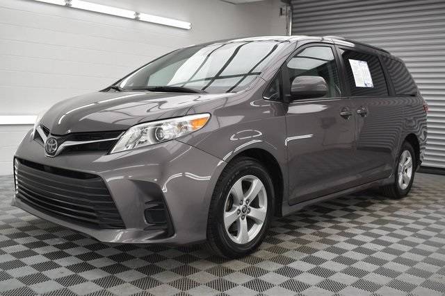 2020 Toyota Sienna LE Auto Access Seat — Minivan — 90,646 mi — Lawrence, KS
