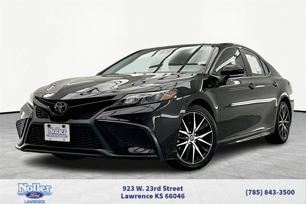 2023 Toyota Camry SE — Sedan — 61,181 mi — Lawrence, KS