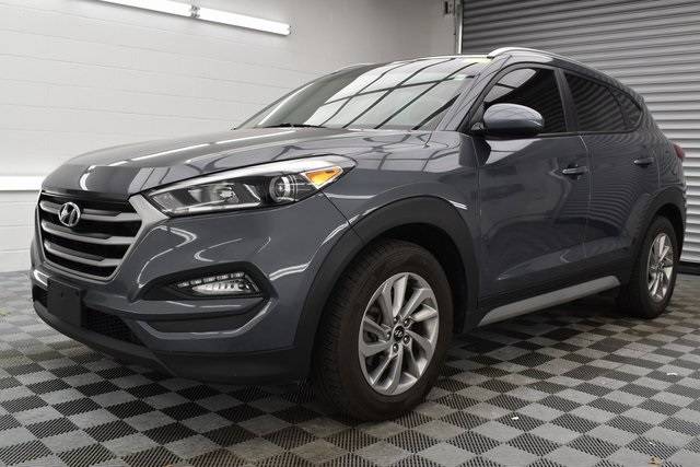 2017 Hyundai Tucson SE — SUV — 85,200 mi — Lawrence, KS