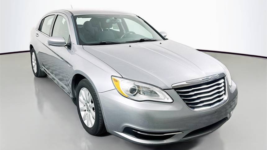 2014 Chrysler 200 Touring — Sedan — 91,240 mi — Shiloh, IL
