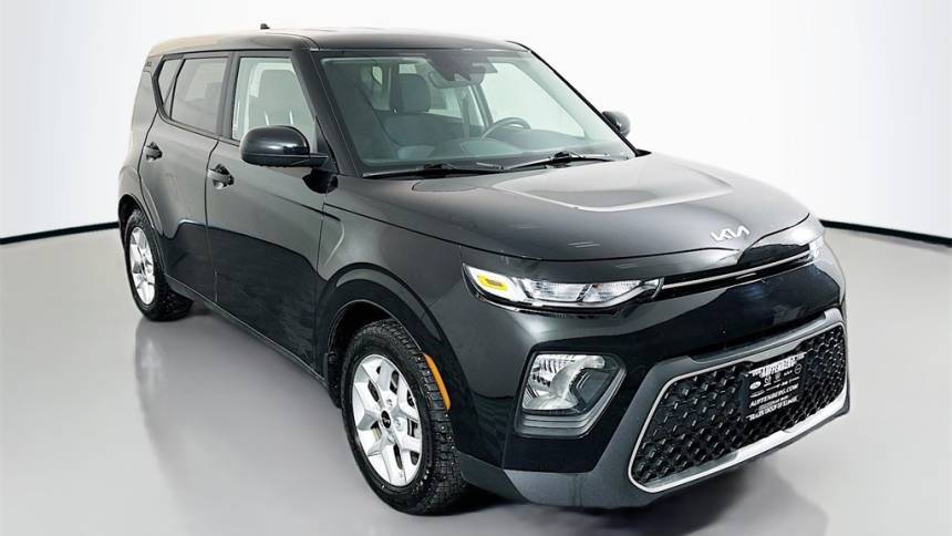 2022 Kia Soul LX — Hatchback — 61,986 mi — Shiloh, IL