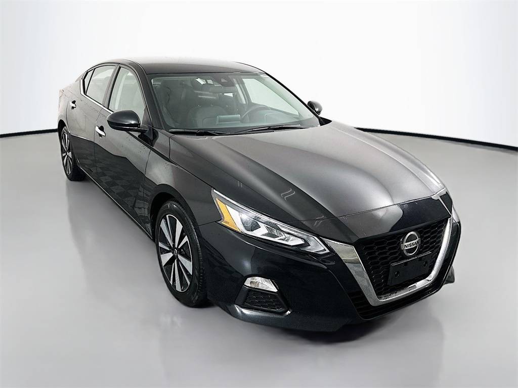 2022 Nissan Altima SV — Sedan — 70,090 mi — Shiloh, IL
