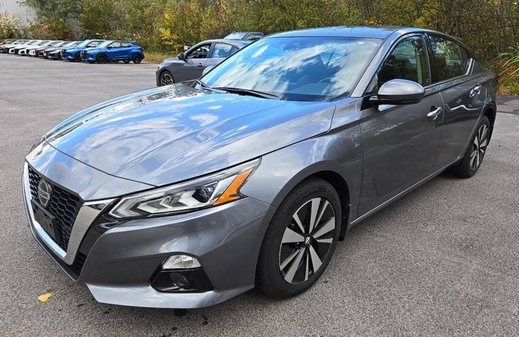 2021 Nissan Altima SL — Sedan — 25,168 mi — Shiloh, IL