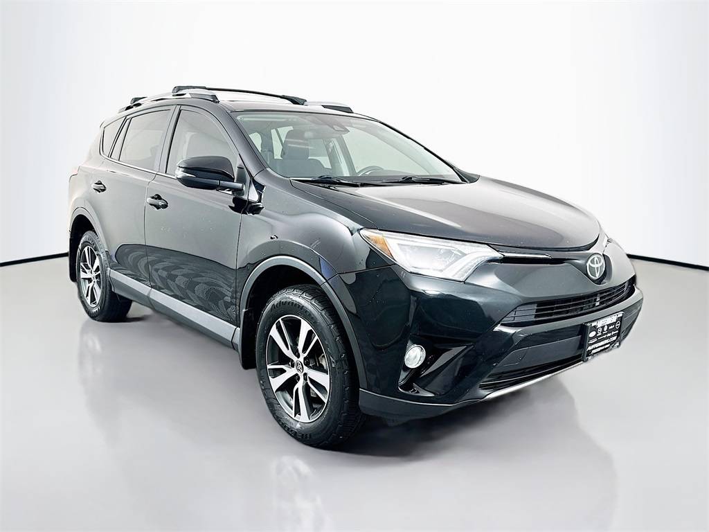 2017 Toyota RAV4 XLE — SUV — 99,514 mi — Shiloh, IL