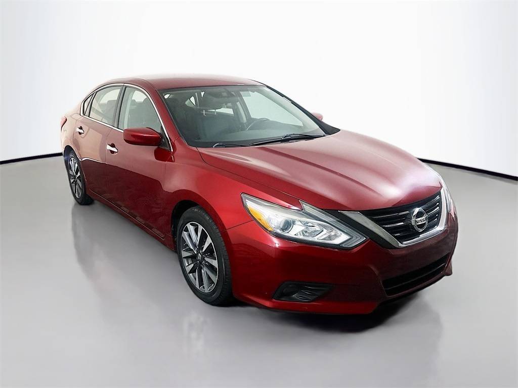 2017 Nissan Altima 2.5 SV — Sedan — 126,595 mi — Shiloh, IL