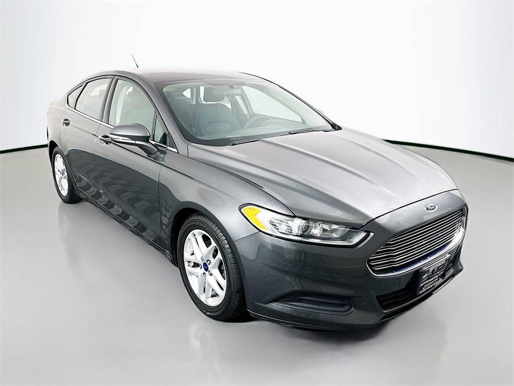 2016 Ford Fusion SE — Sedan — 150,036 mi — Shiloh, IL