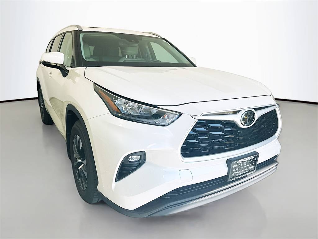 2020 Toyota Highlander XLE — SUV — 37,282 mi — Shiloh, IL