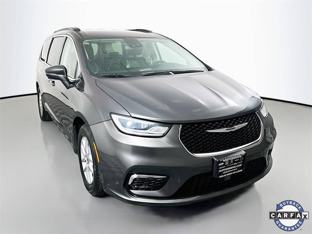 2022 Chrysler Pacifica Touring L — Minivan — 67,924 mi — Shiloh, IL