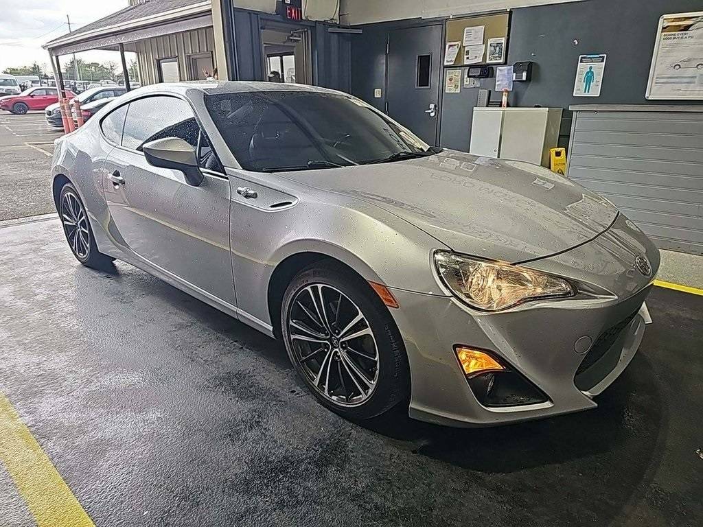 2016 Scion FR-S