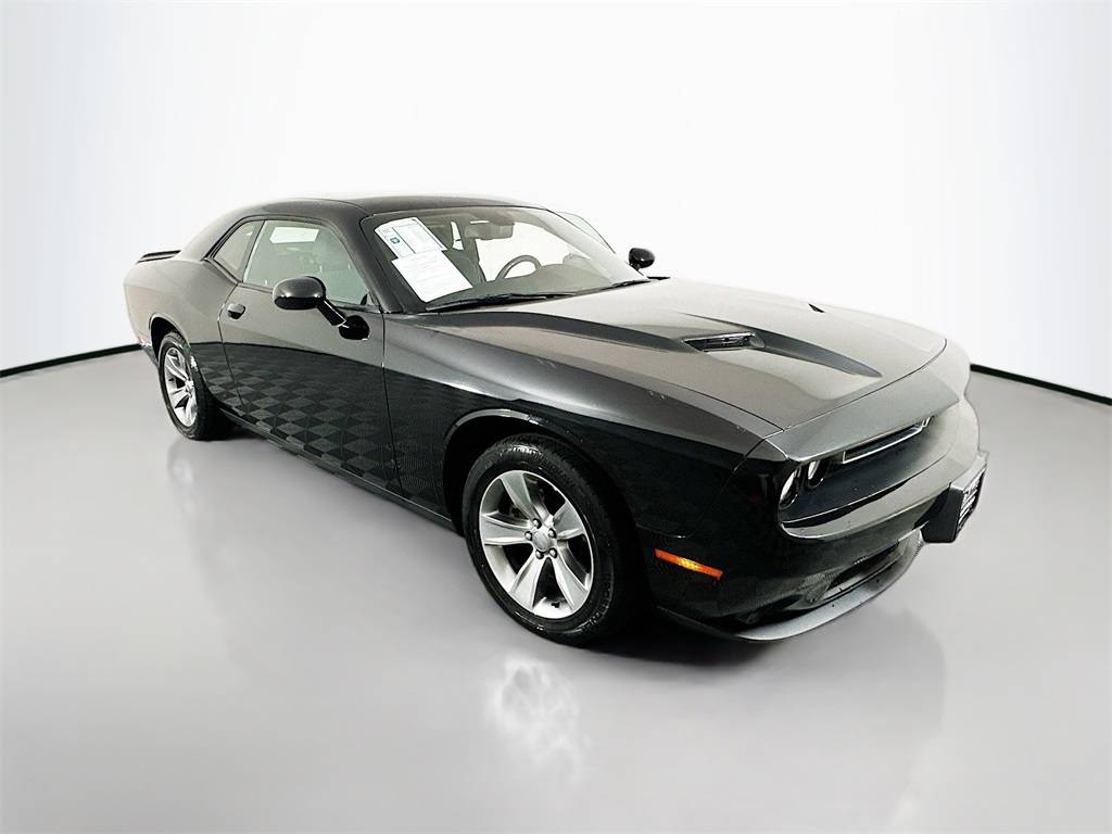 2019 Dodge Challenger SXT — Coupe — 68,240 mi — Shiloh, IL